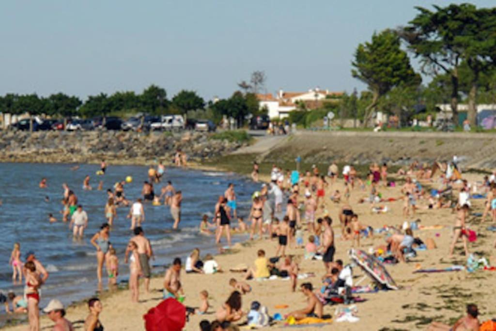 Le Clos Des Flots - La Plage La Flotte Exteriör bild